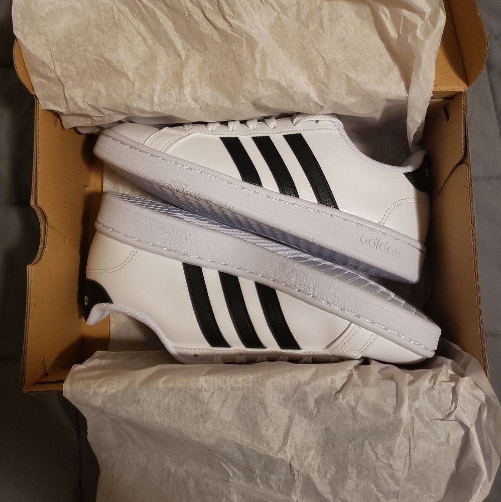 Adidas Grand Court Women's Sneakers
